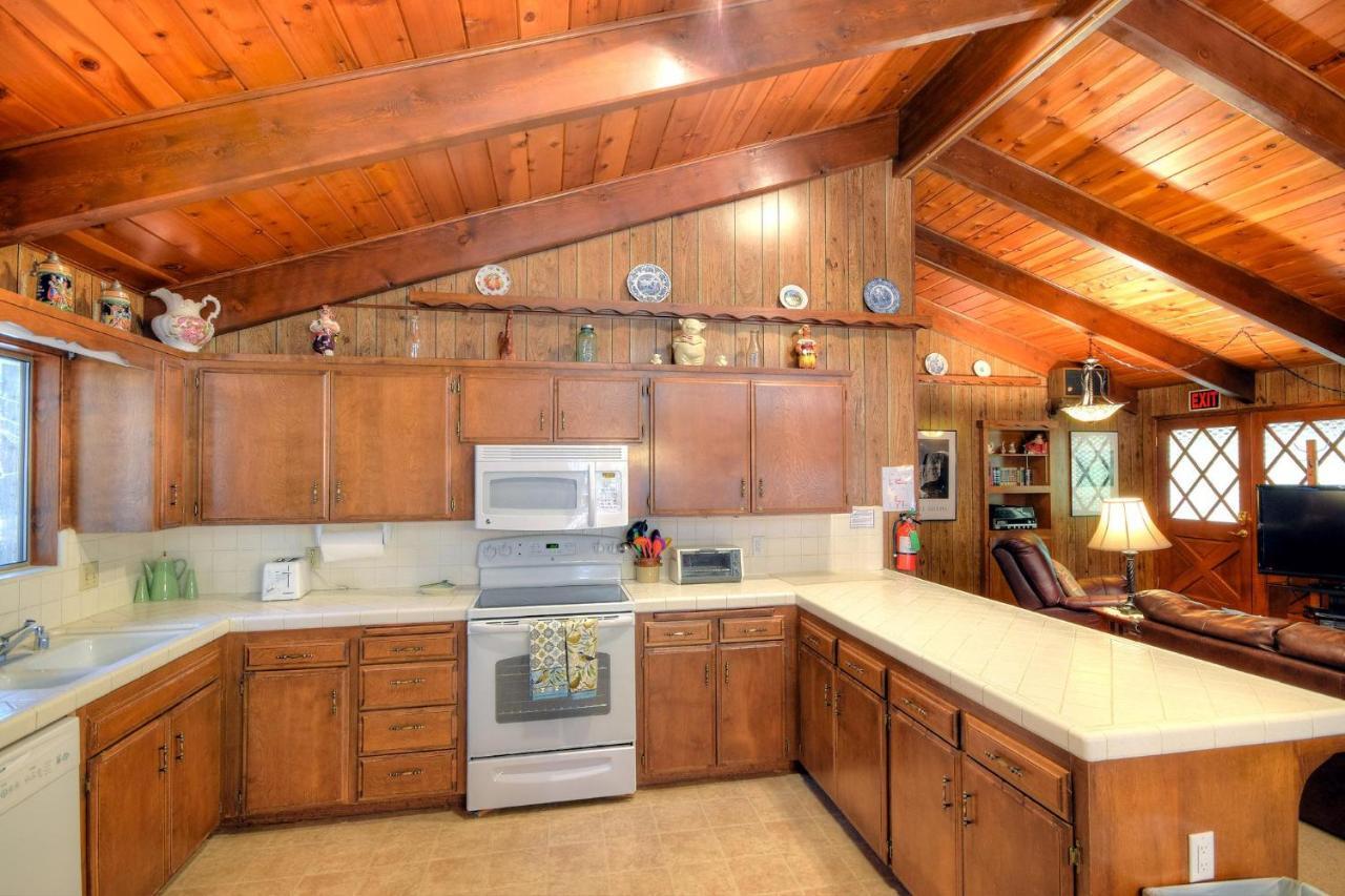 Papa Bear Cabin North Wawona Экстерьер фото