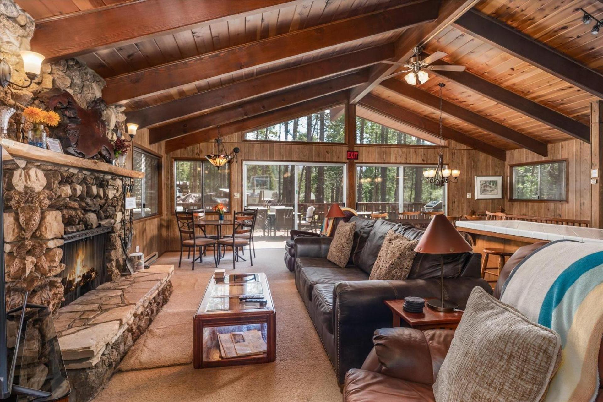 Papa Bear Cabin North Wawona Экстерьер фото